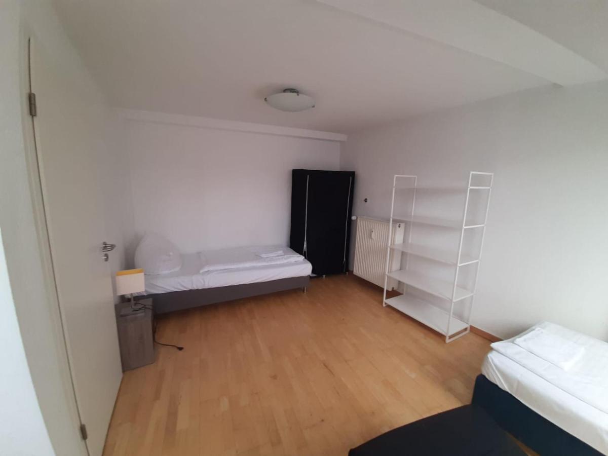 Avi City Burgplatz Apartments Дюссельдорф Екстер'єр фото